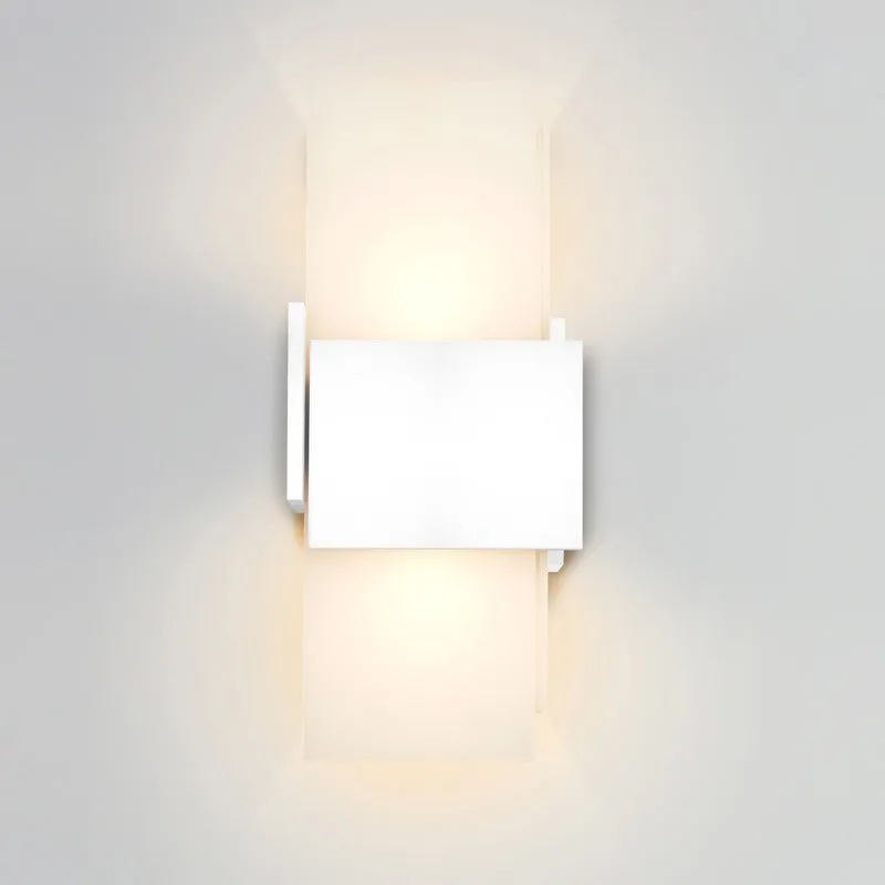 Acuo Outdoor LED Wall Sconce