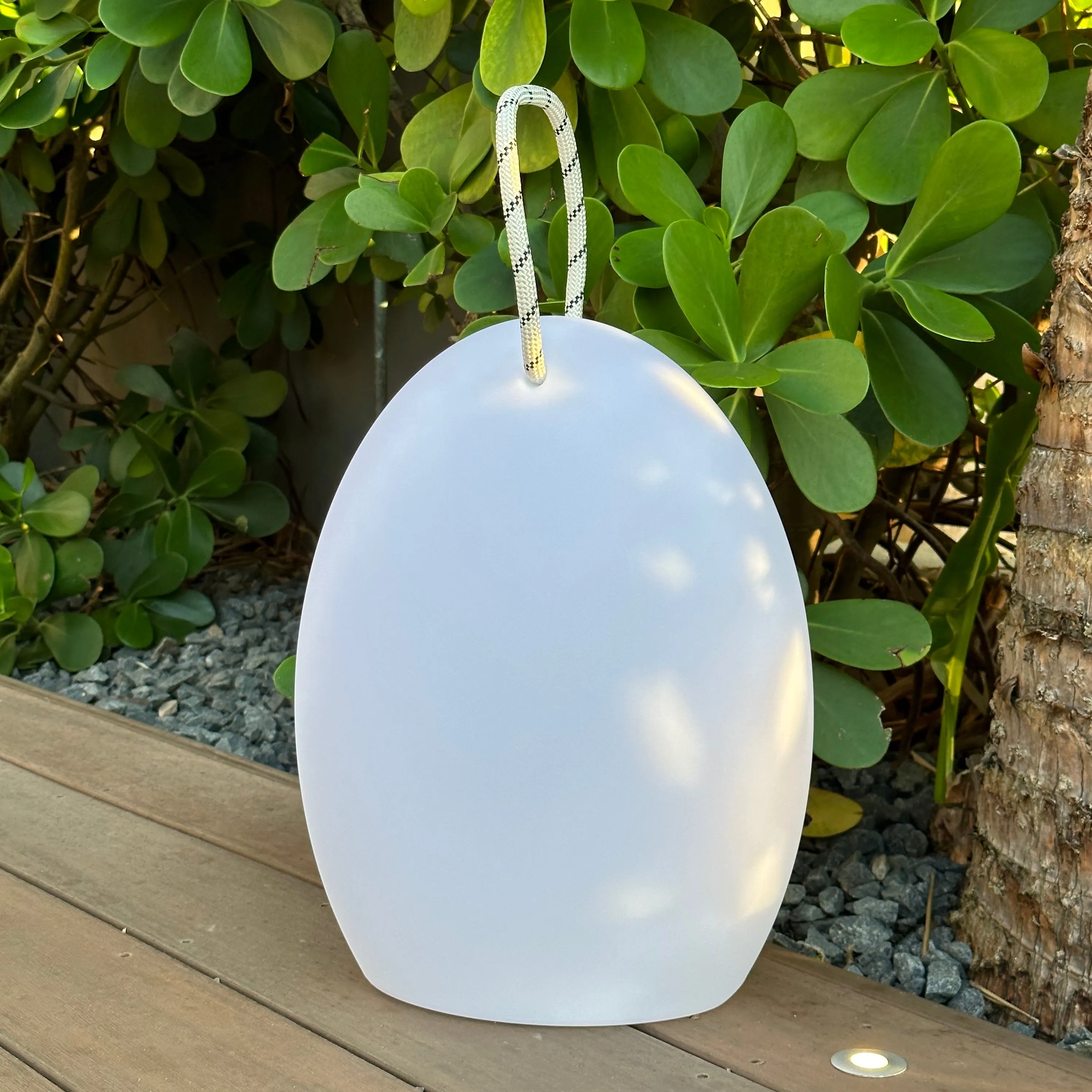 Amande Corde Outdoor Bluetooth LED Table Lamp