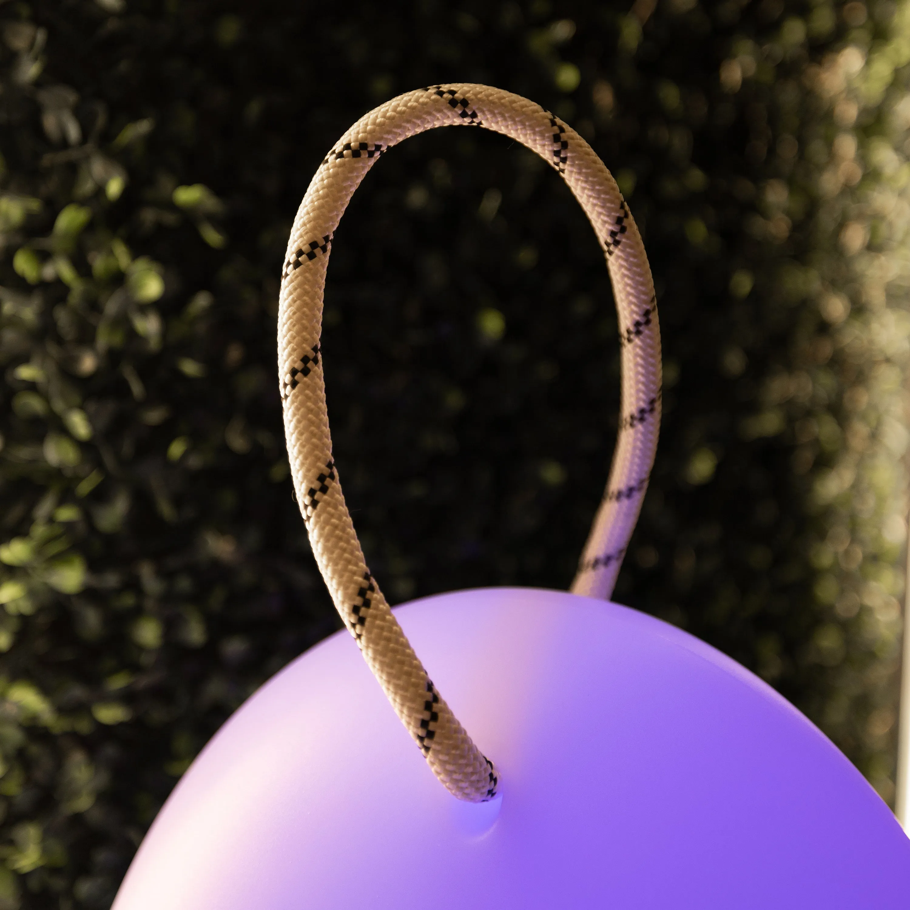 Amande Corde Outdoor Bluetooth LED Table Lamp