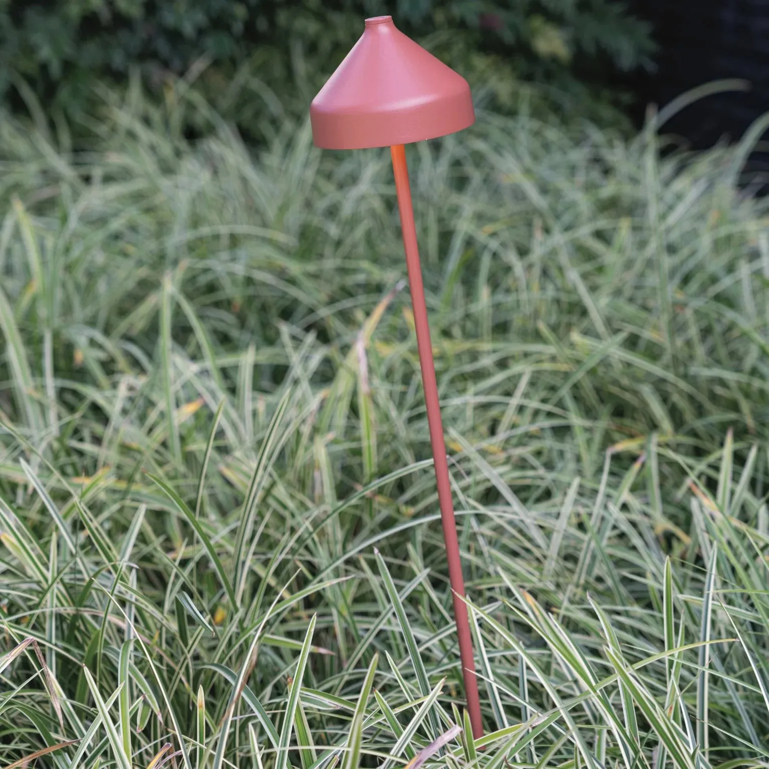 Amelie Pro Portable LED Outdoor Garden Lamp