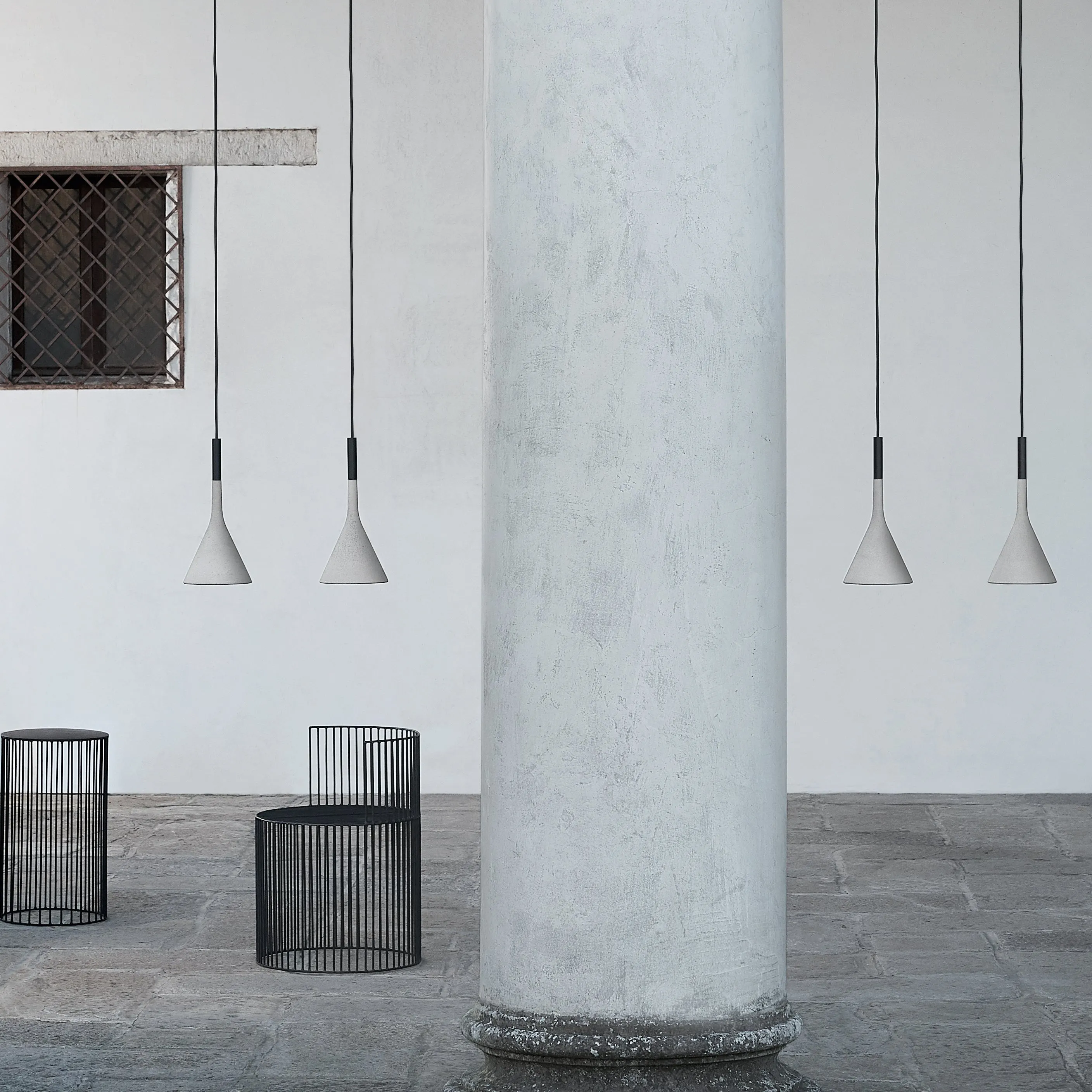 Aplomb LED Outdoor Pendant Light