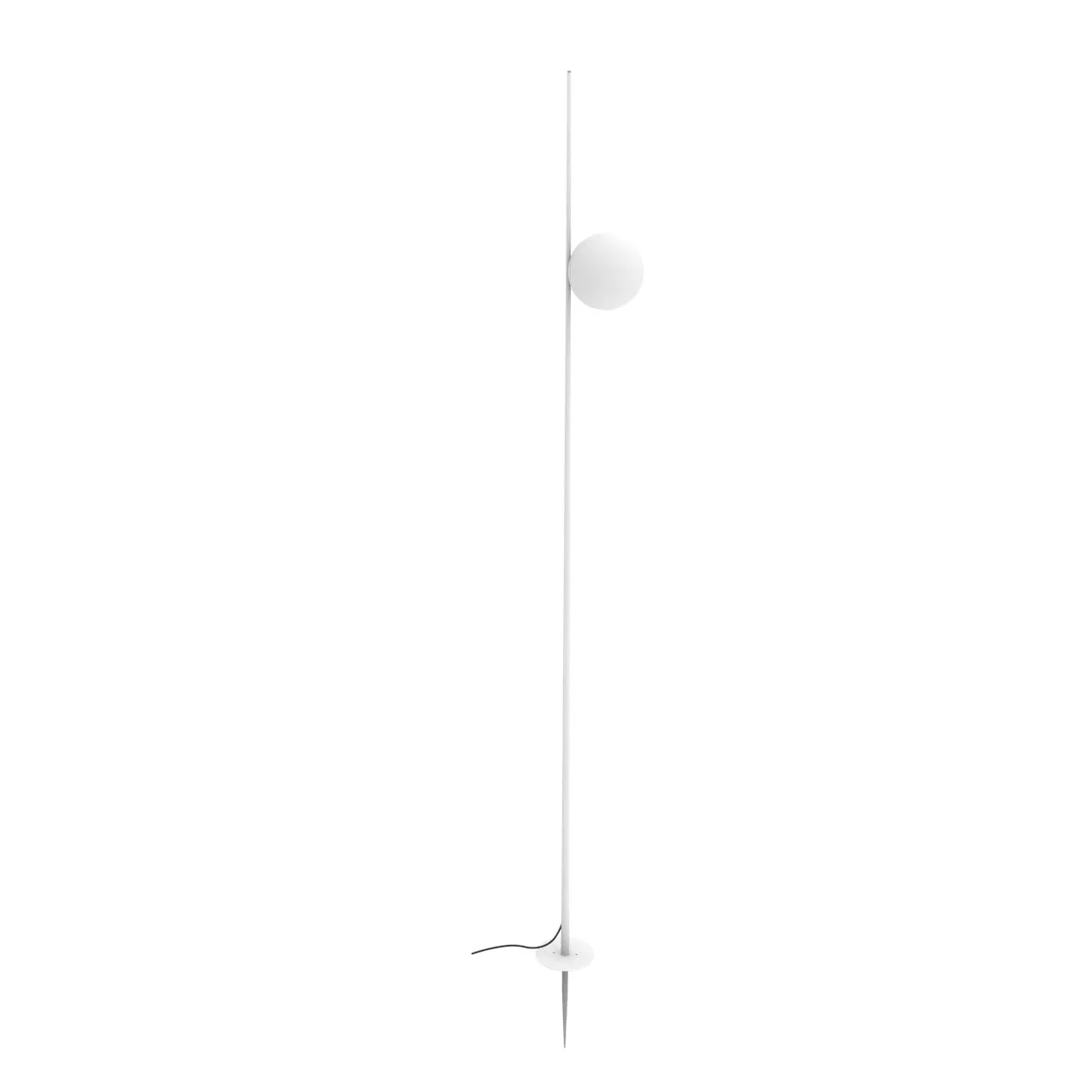 Atmosphere Spike Outdoor Floor Lamp