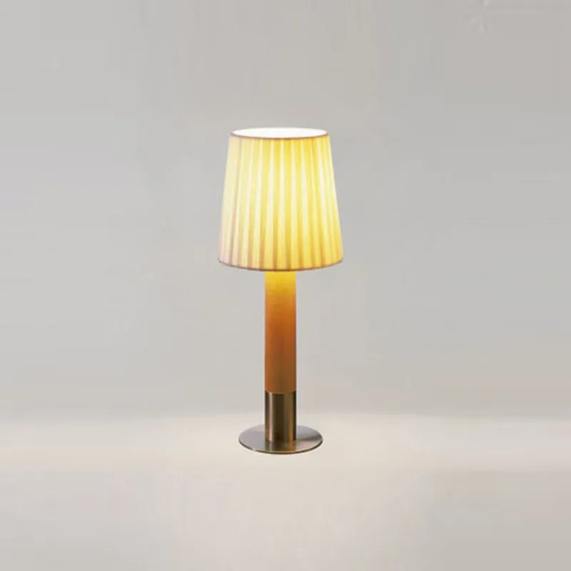 Basica Minima Table Lamp