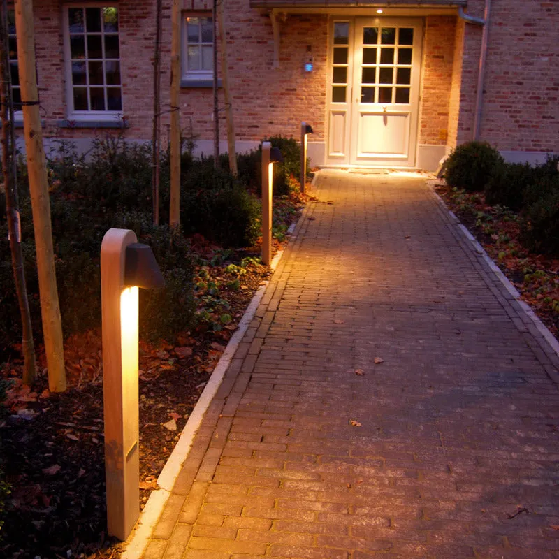 Beamy LED Pathway Light