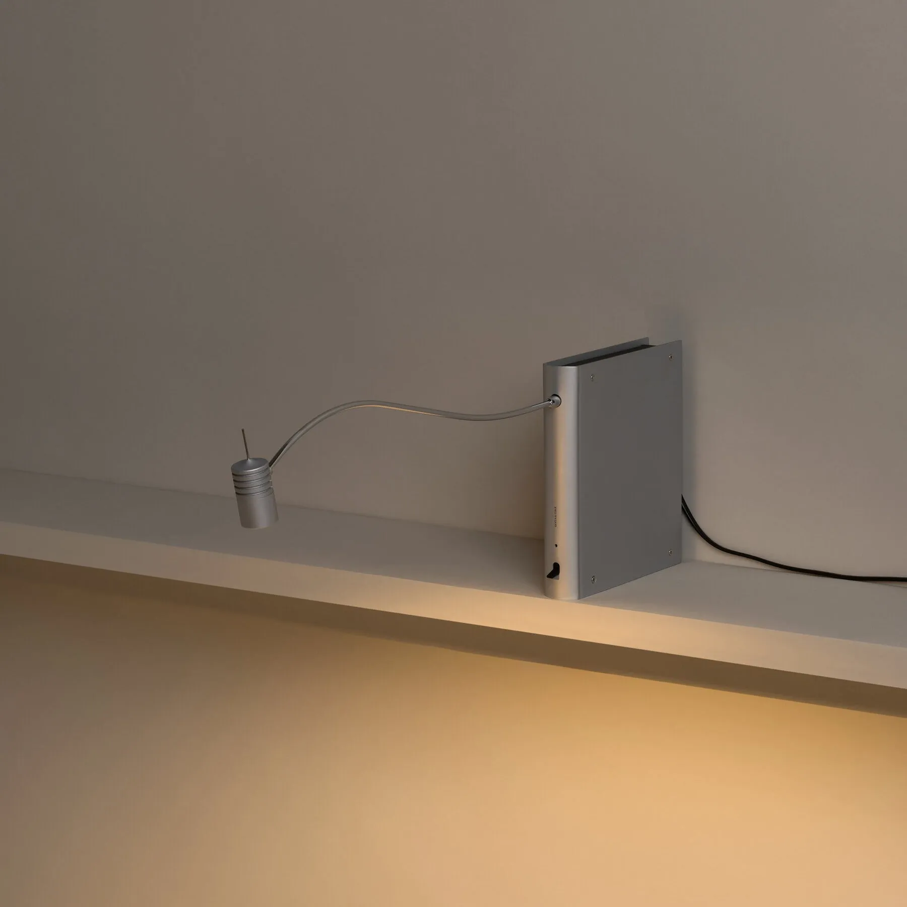 Bib Luz Table Lamp