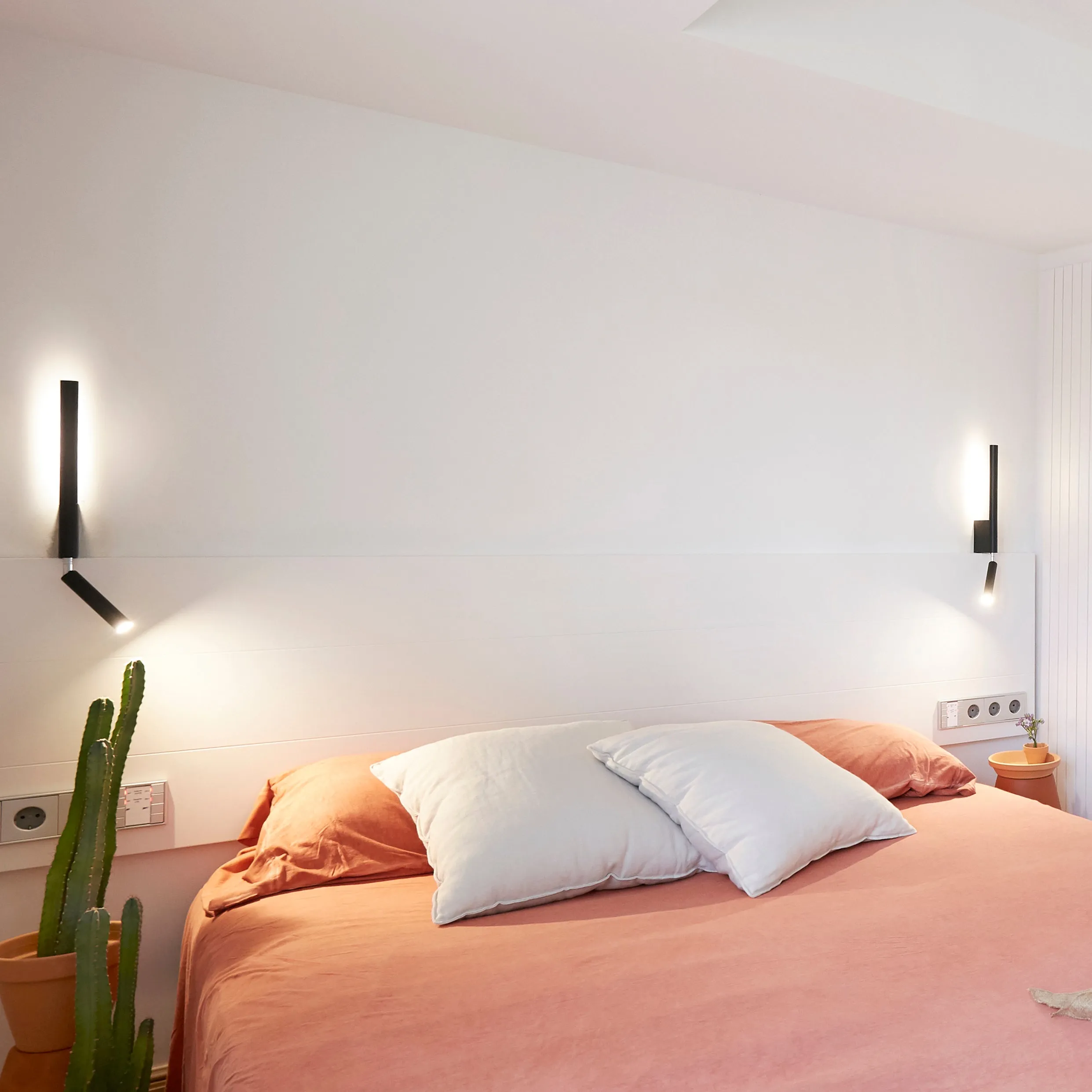 Canut A-3571 Wall Light