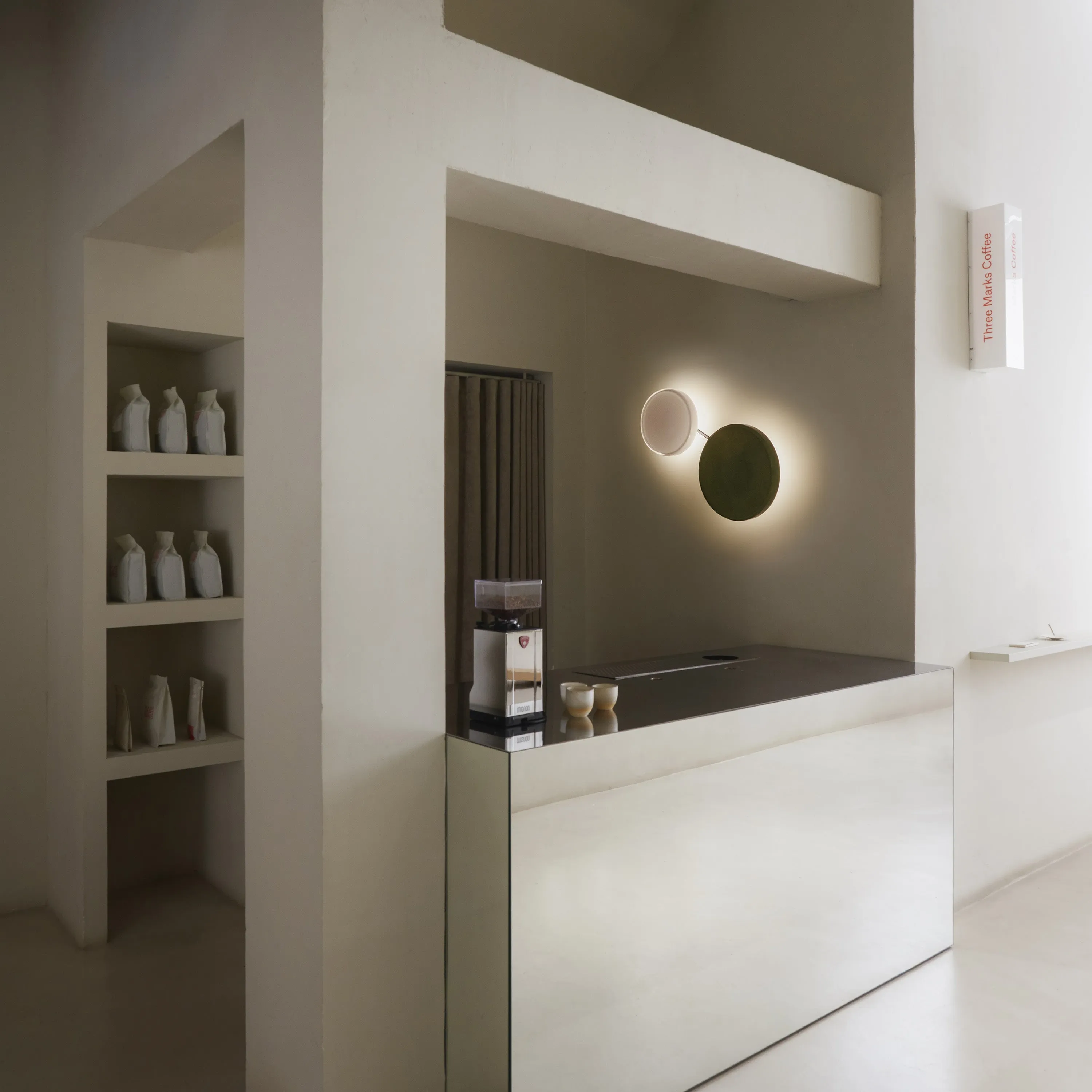 Caramel Cluster Wall Sconce