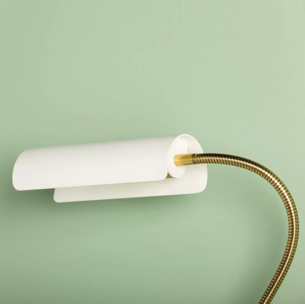 Cassandra Plug-In Wall Sconce