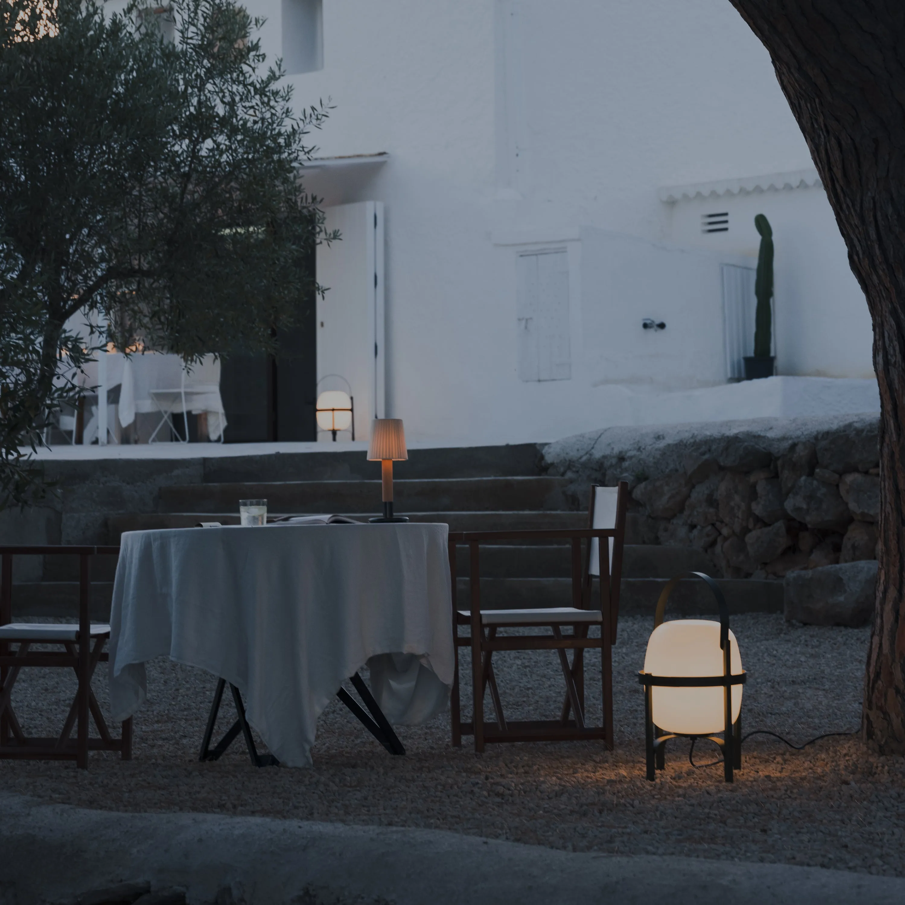 Cesta Outdoor Table Lamp