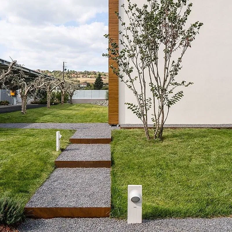 Ciclope Outdoor Bollard