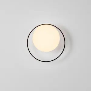 Circ 3722 Outdoor Wall Light