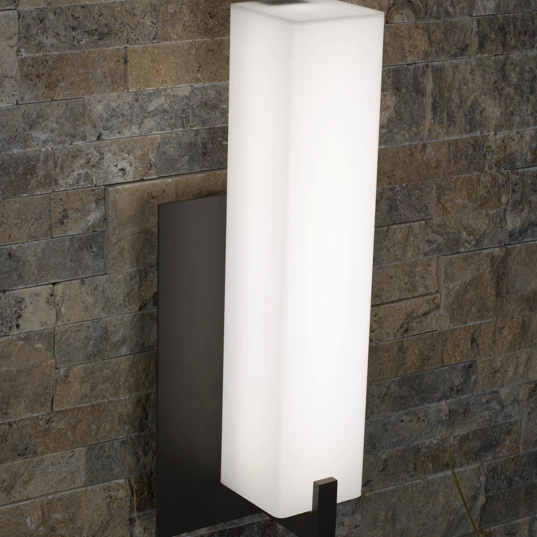 Cosmo Outdoor Wall Light