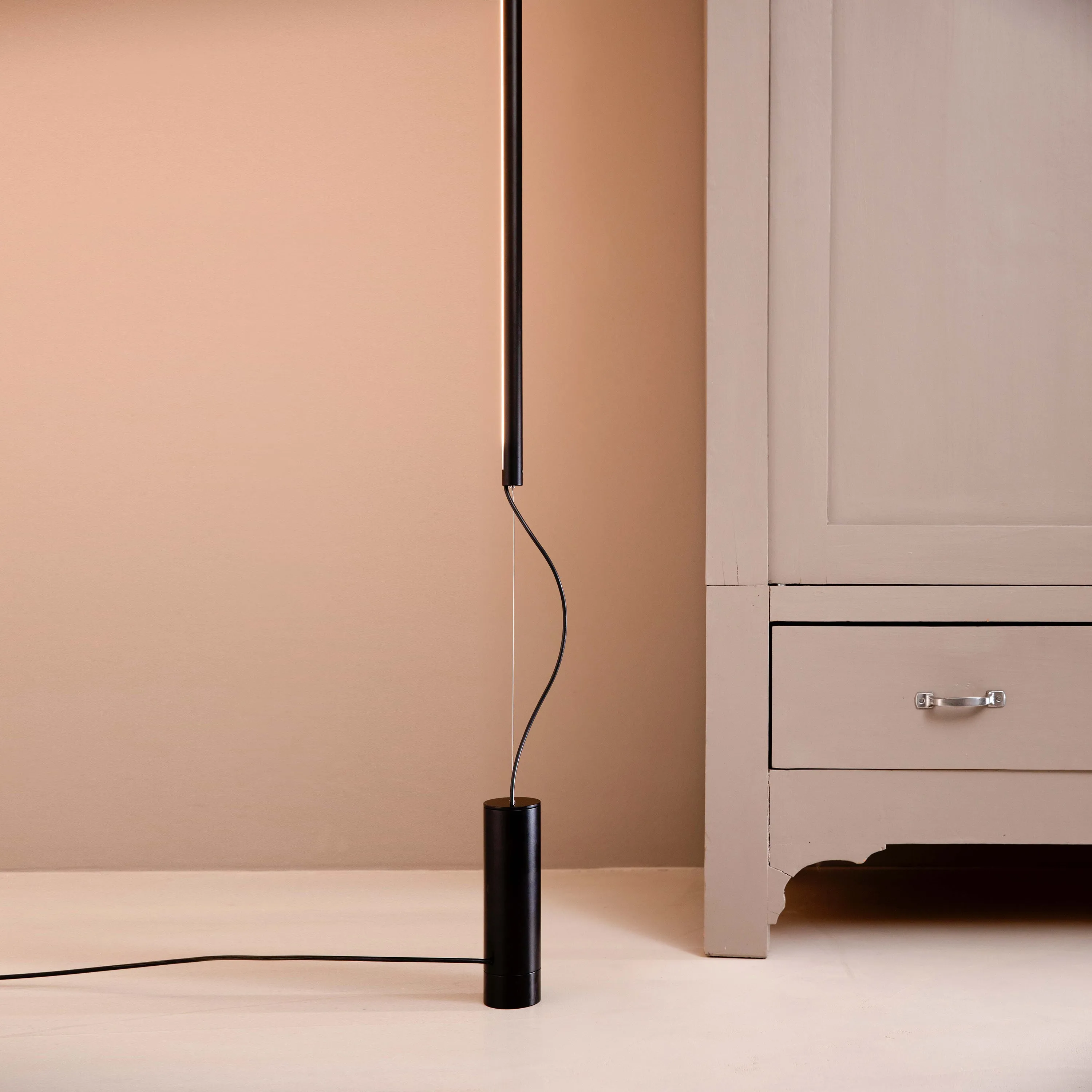Cupido LED Floor Lamp
