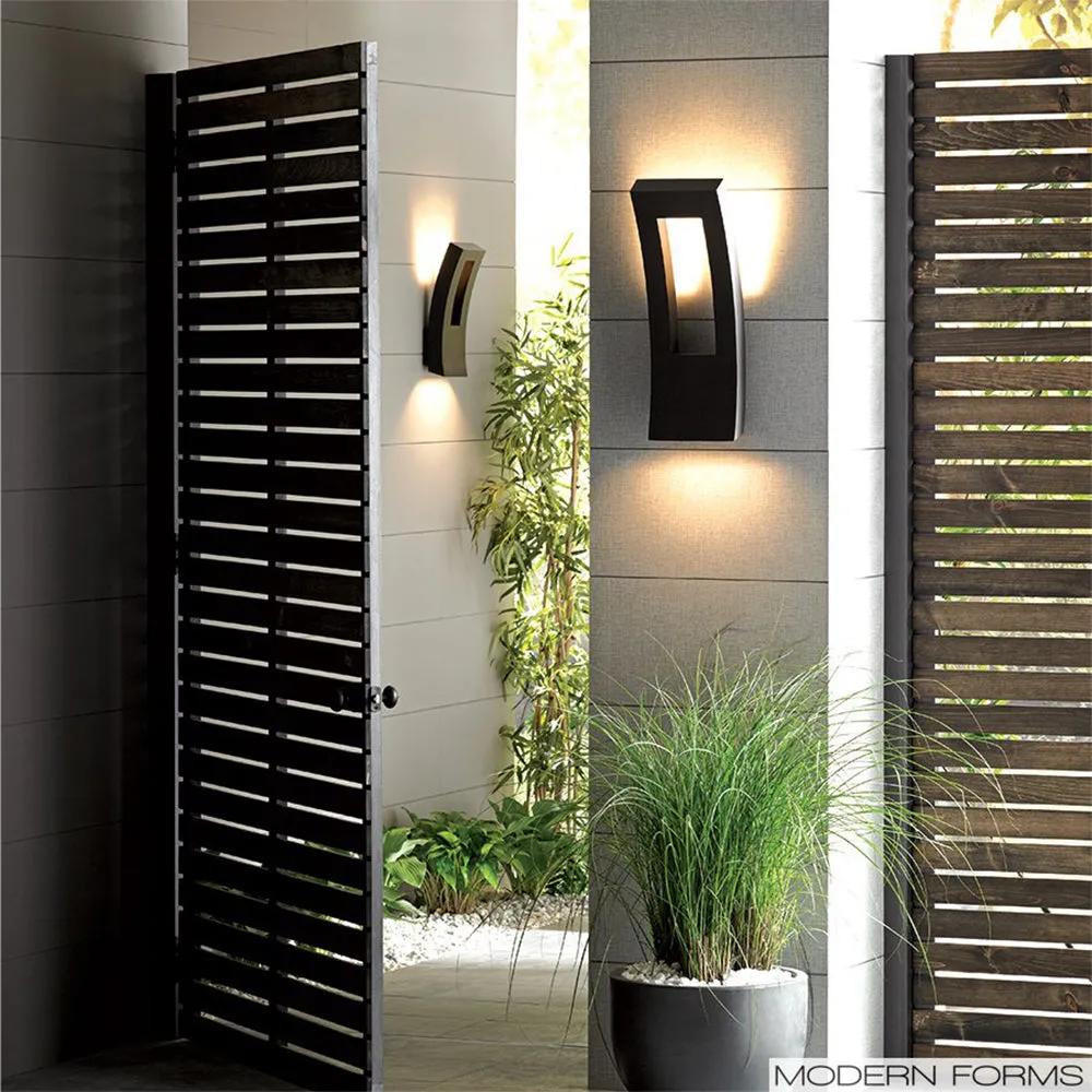 Dawn Indoor / Outdoor Wall Light