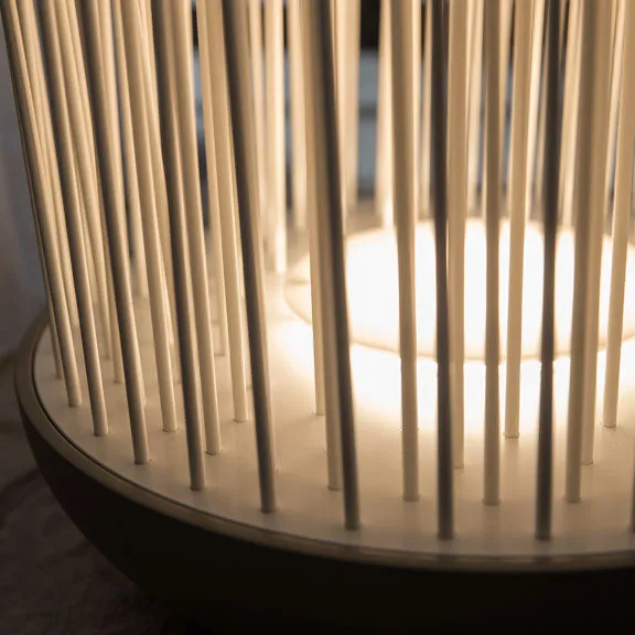 Don'T Touch Outdoor LED Floor Lamp