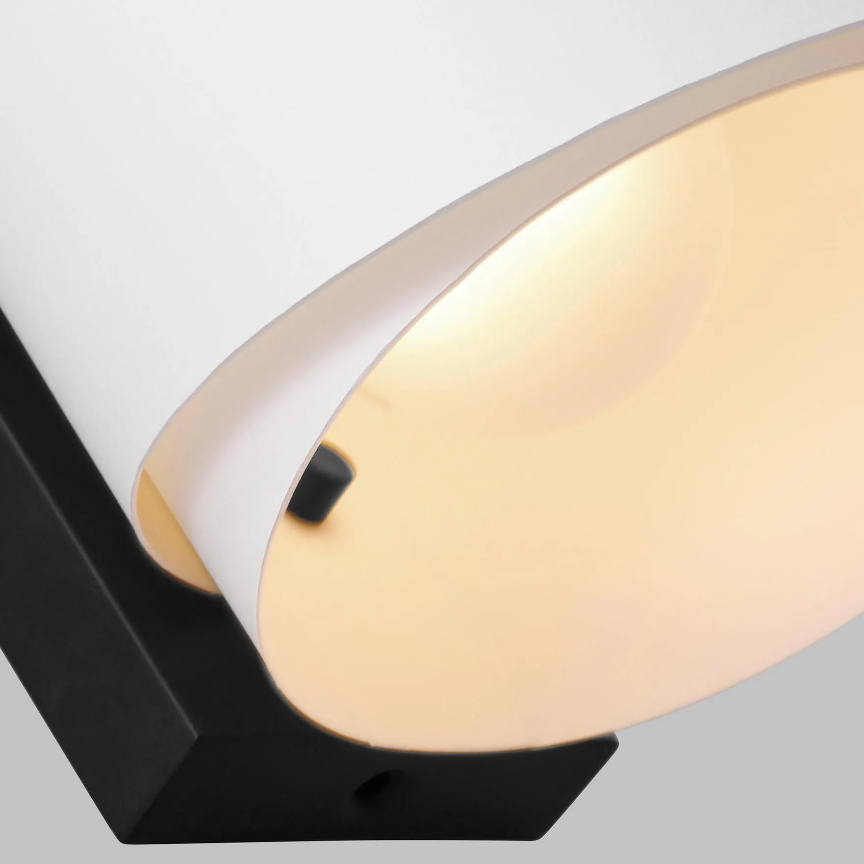 ED Ellen DeGeneres Paerero LED Pocket Wall Sconce