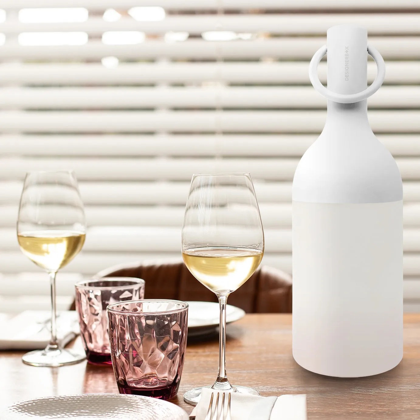 Elo Portable LED Table Lamp