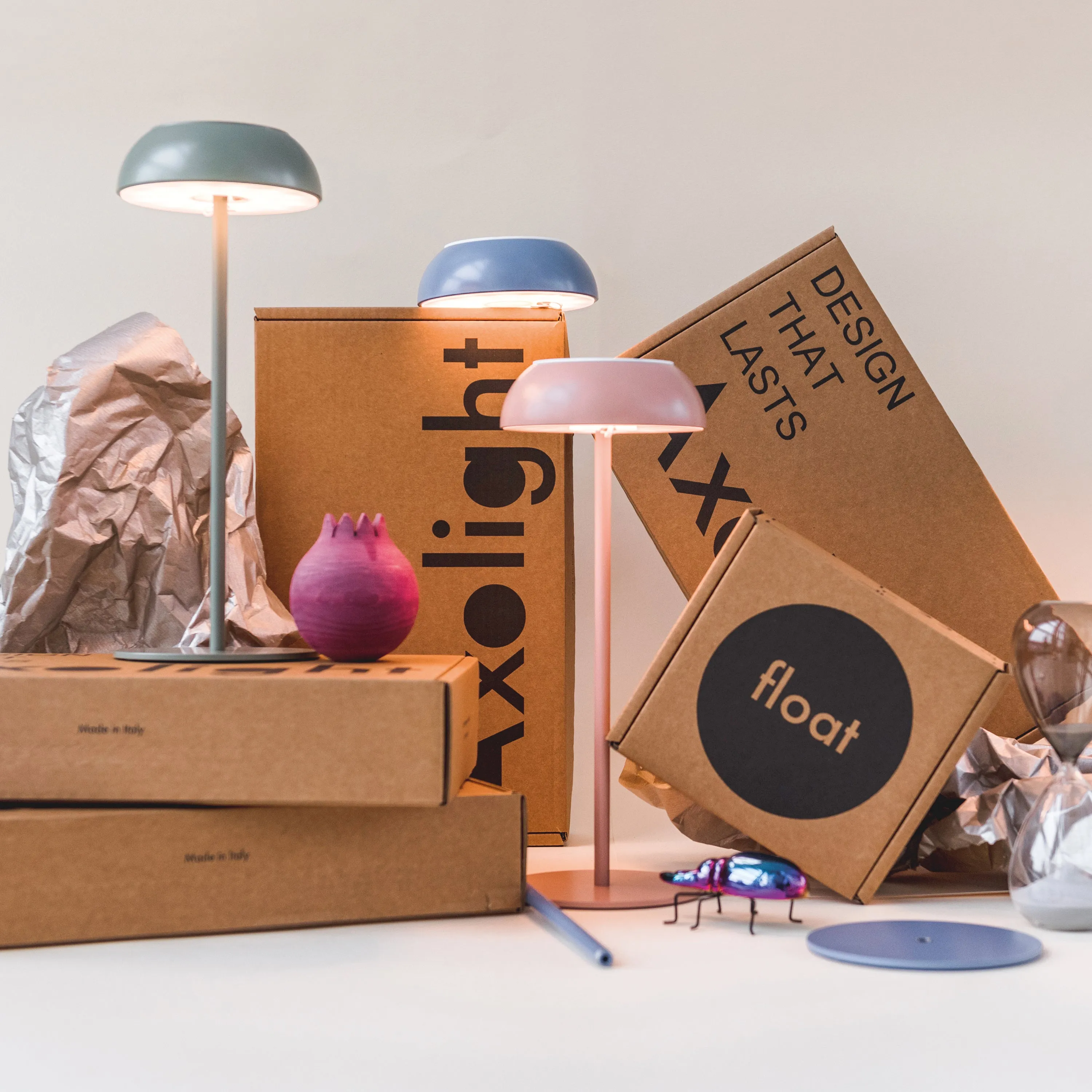 Float Table Lamp