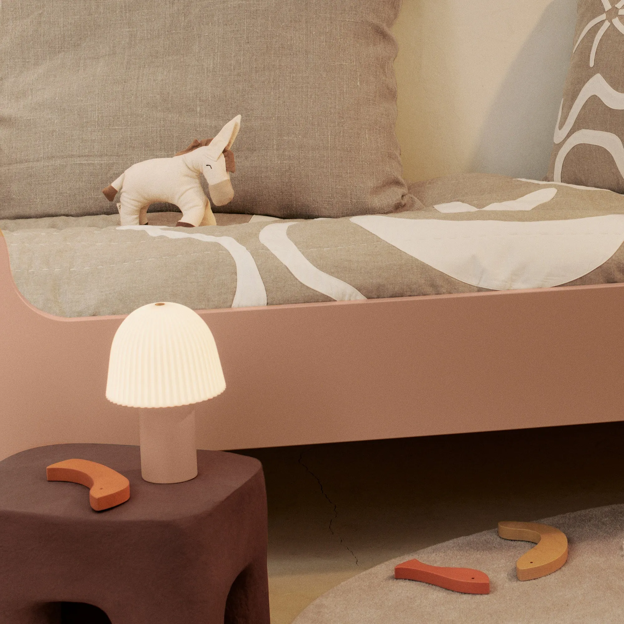 Frill Portable Lamp
