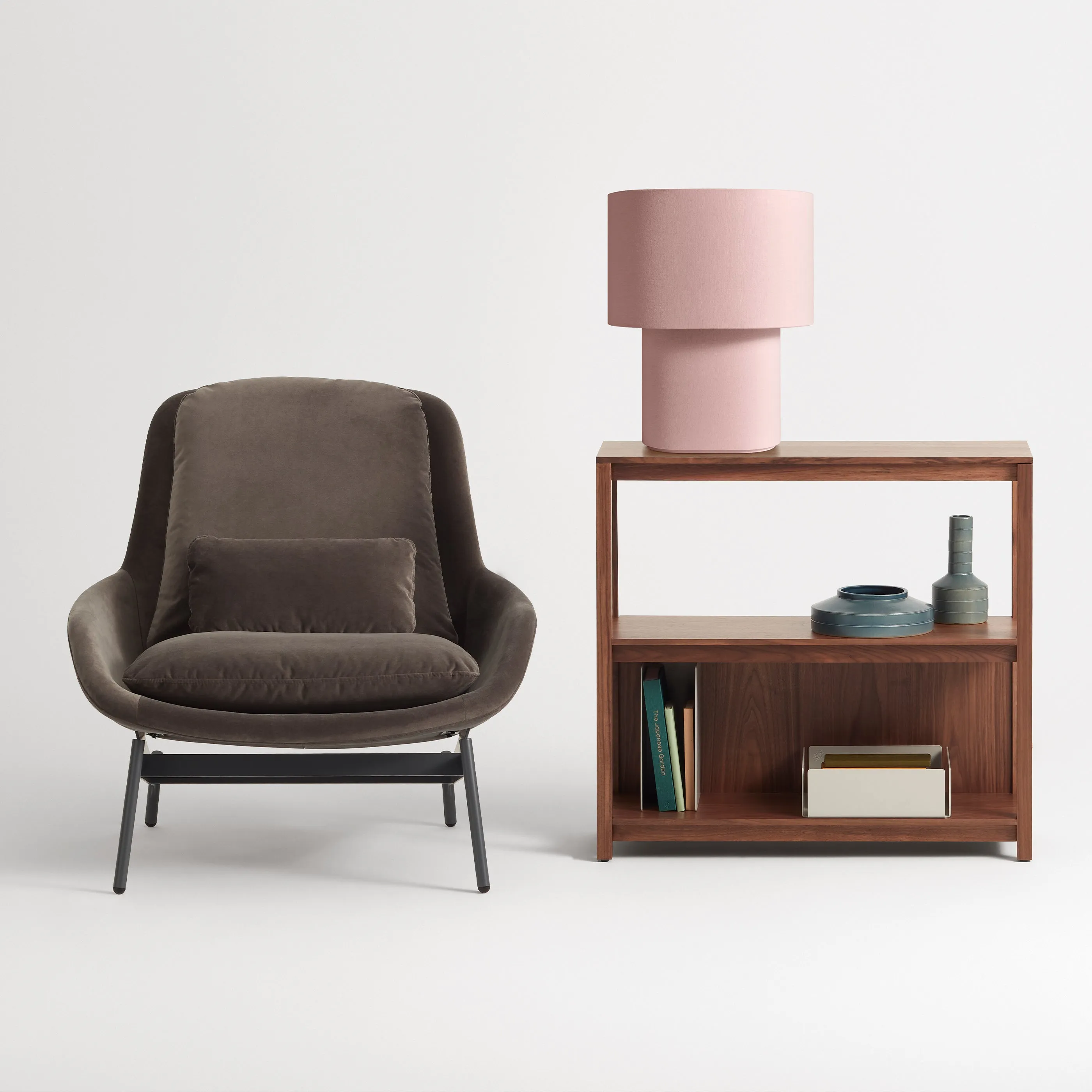 Hilla Table Lamp