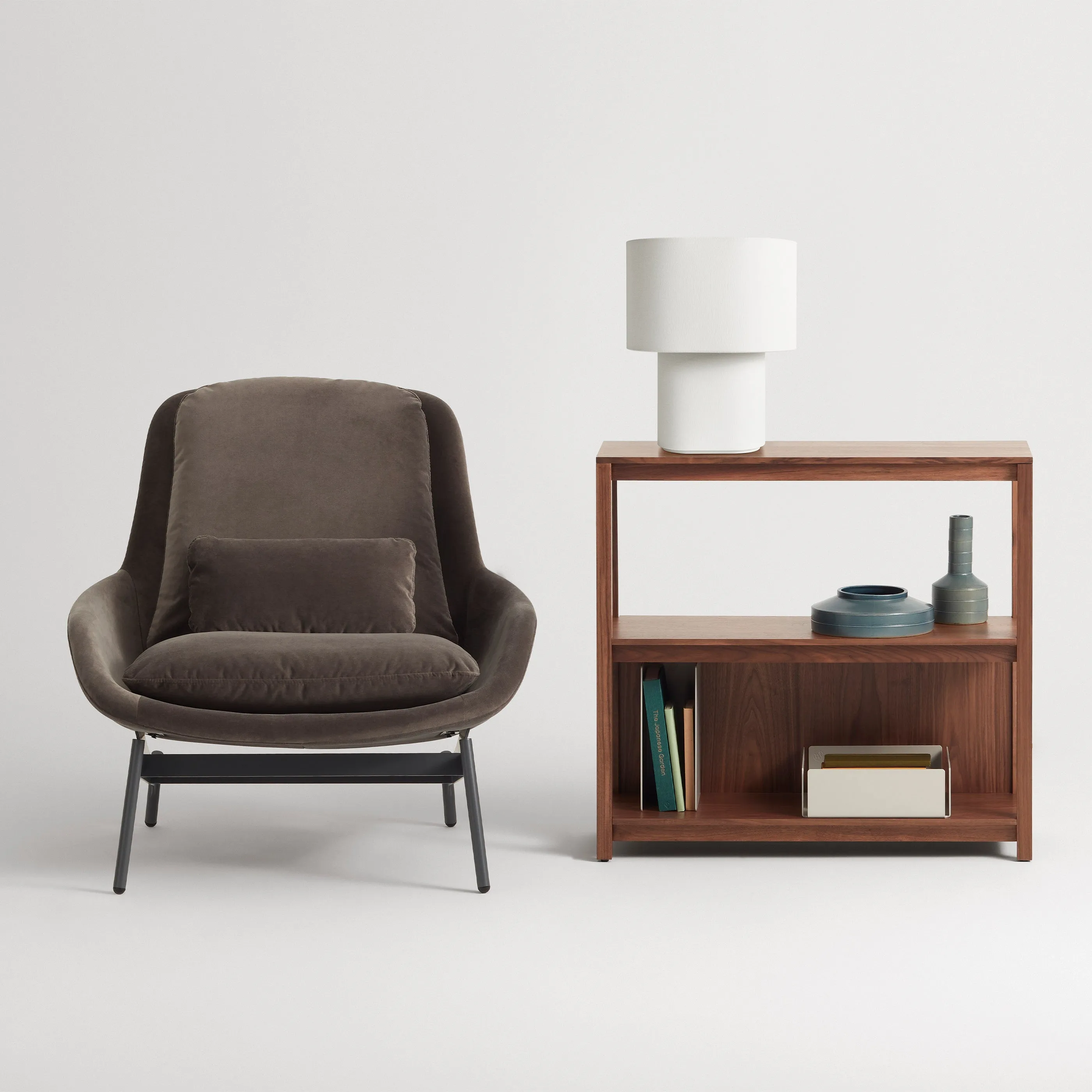 Hilla Table Lamp