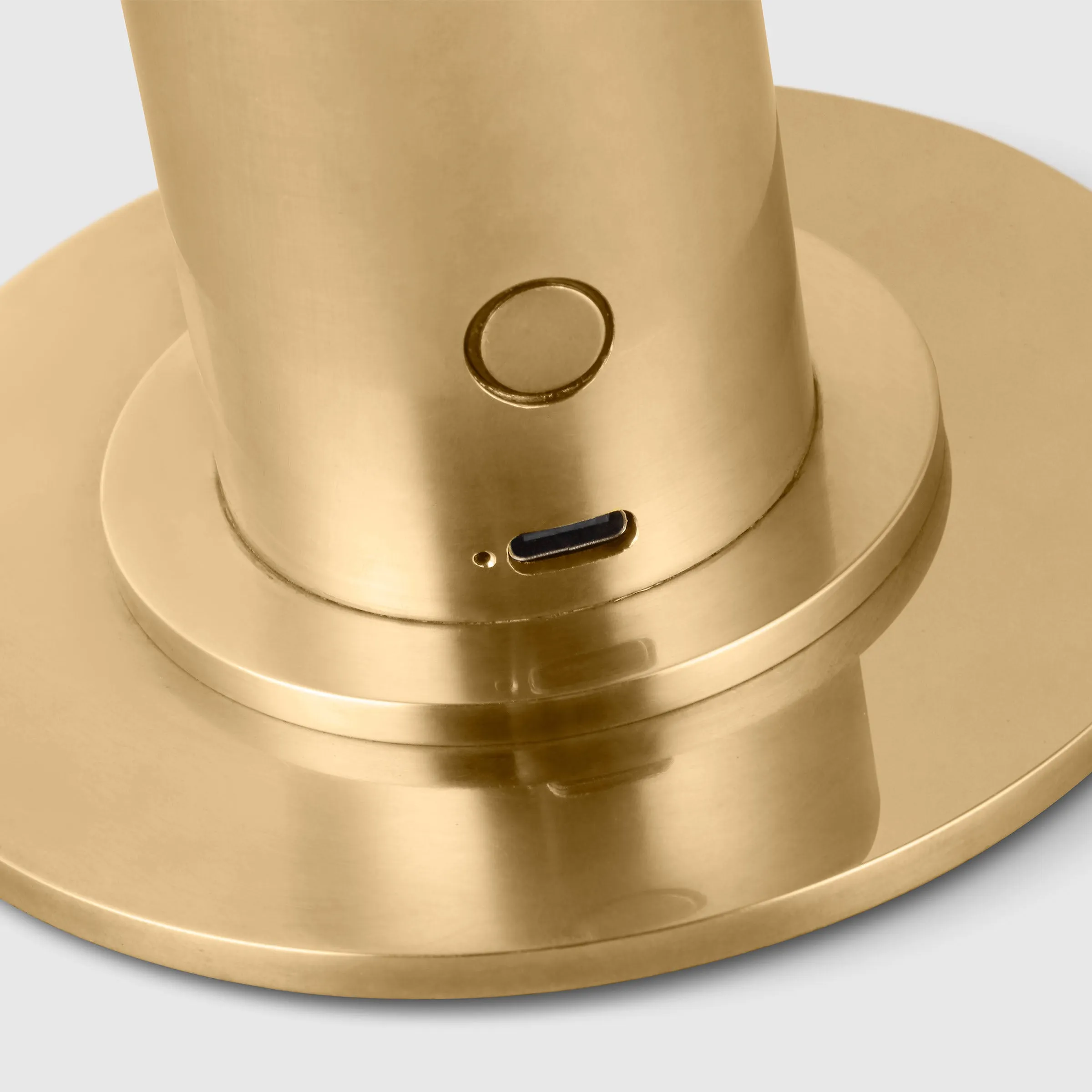 Kelly Wearstler Miguel Portable Table Lamp