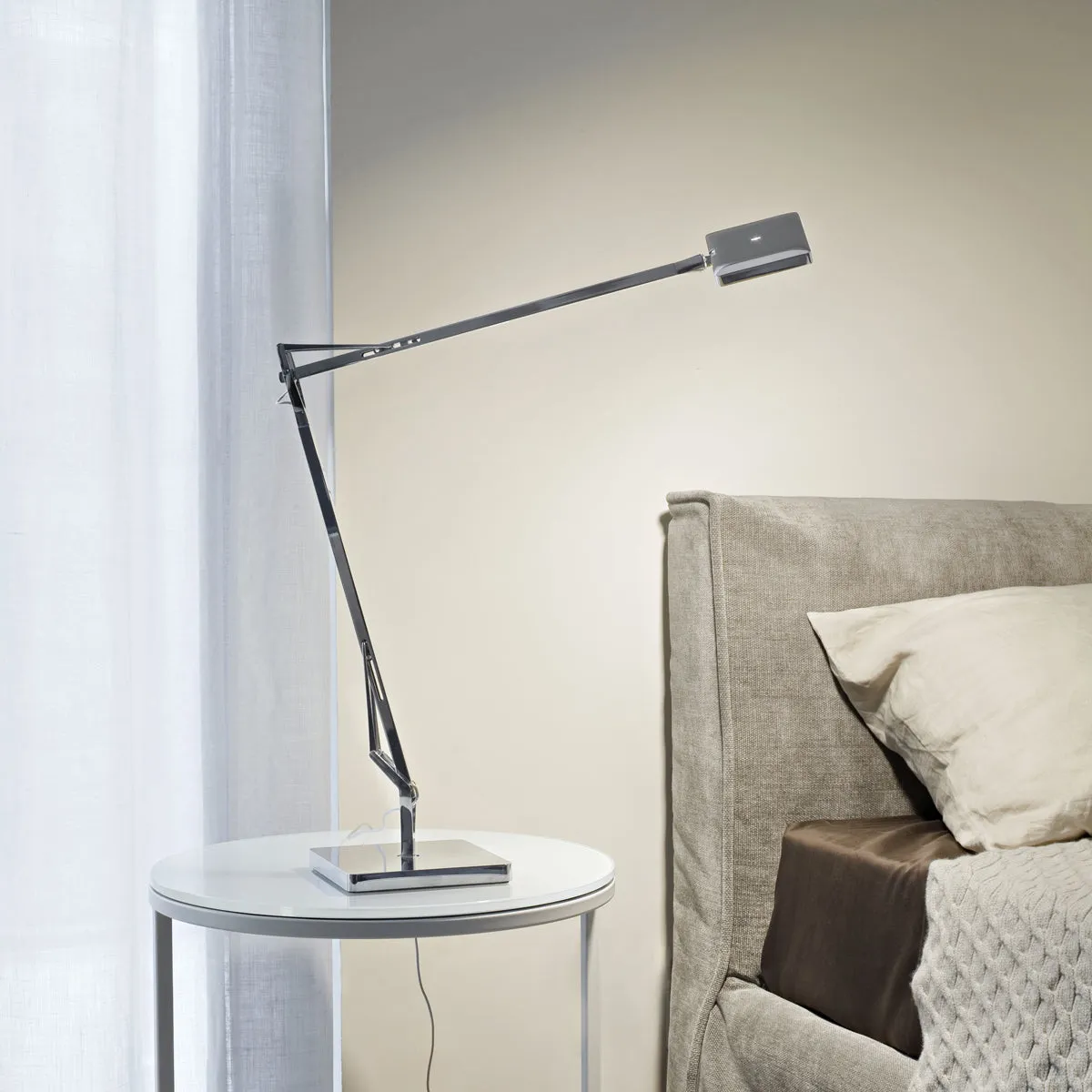 Kelvin Edge Task Lamp