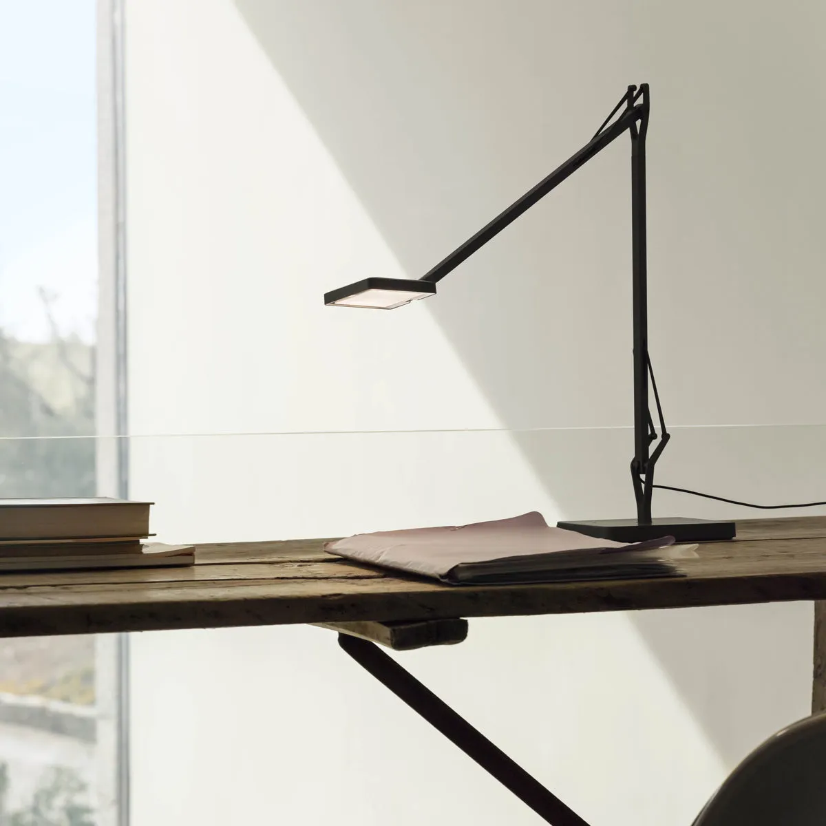 Kelvin Edge Task Lamp