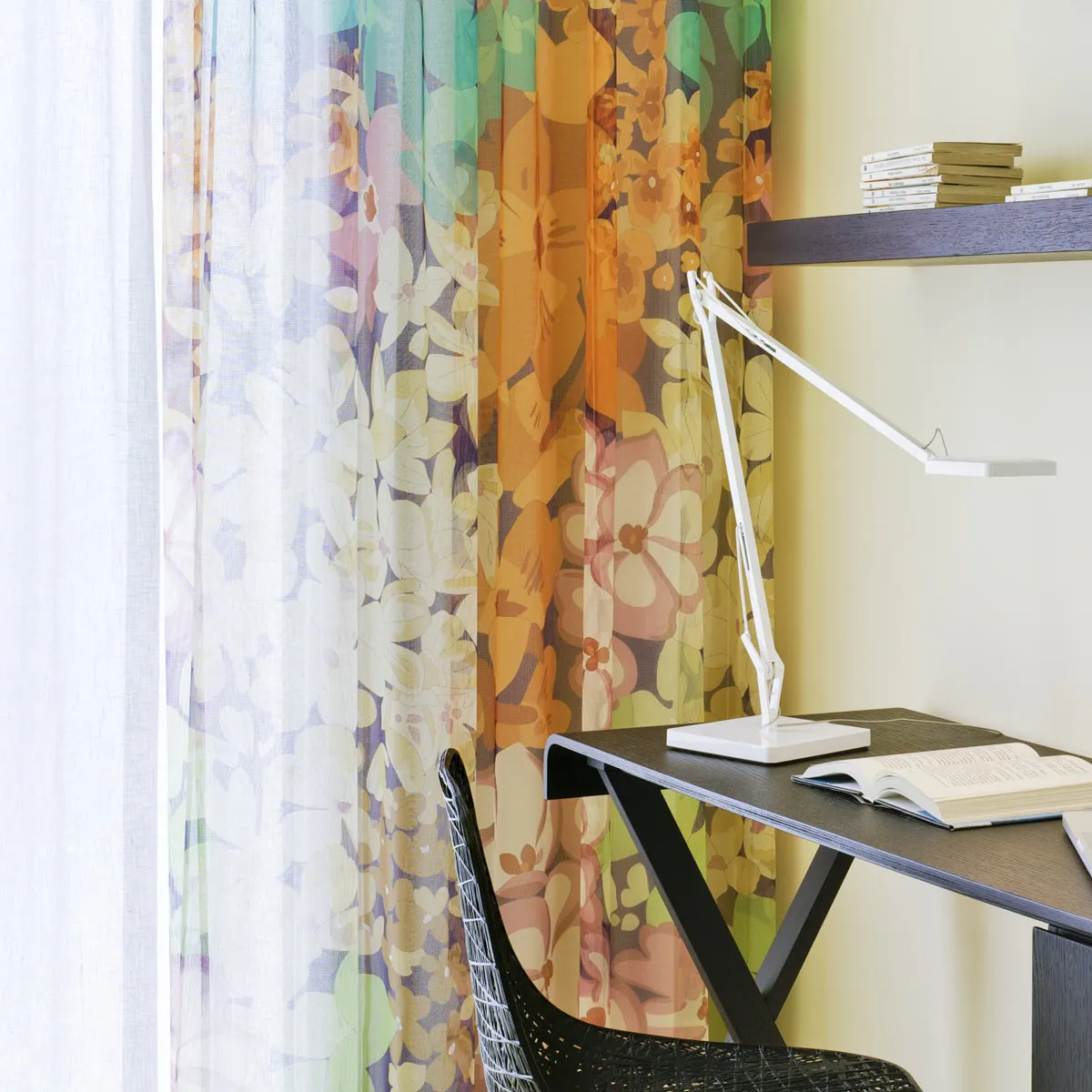 Kelvin LED Green Mode Table Lamp