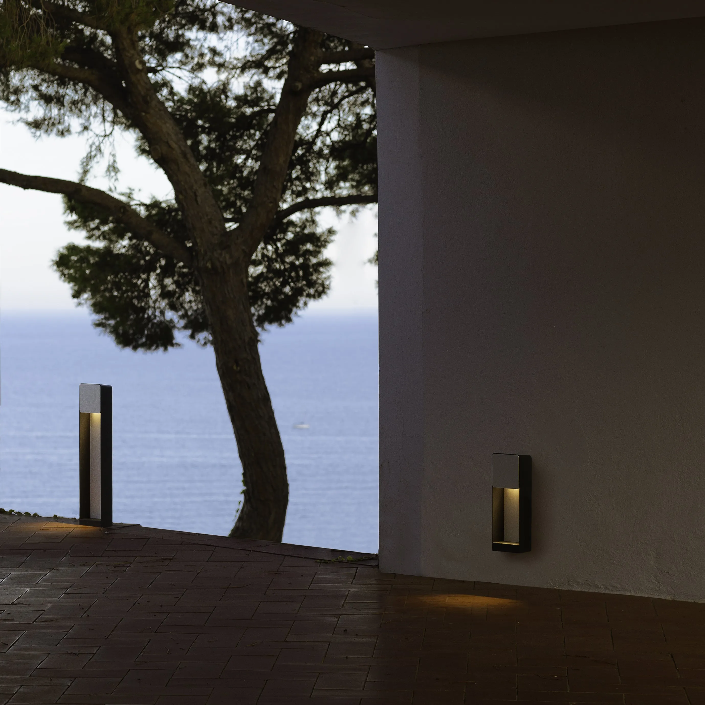 Lab Outdoor Bollard Light