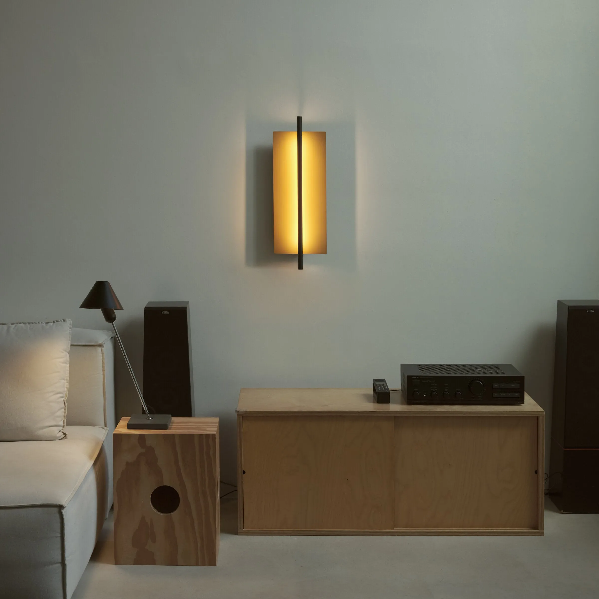 Lamina 45 Dorada LED Wall Sconce