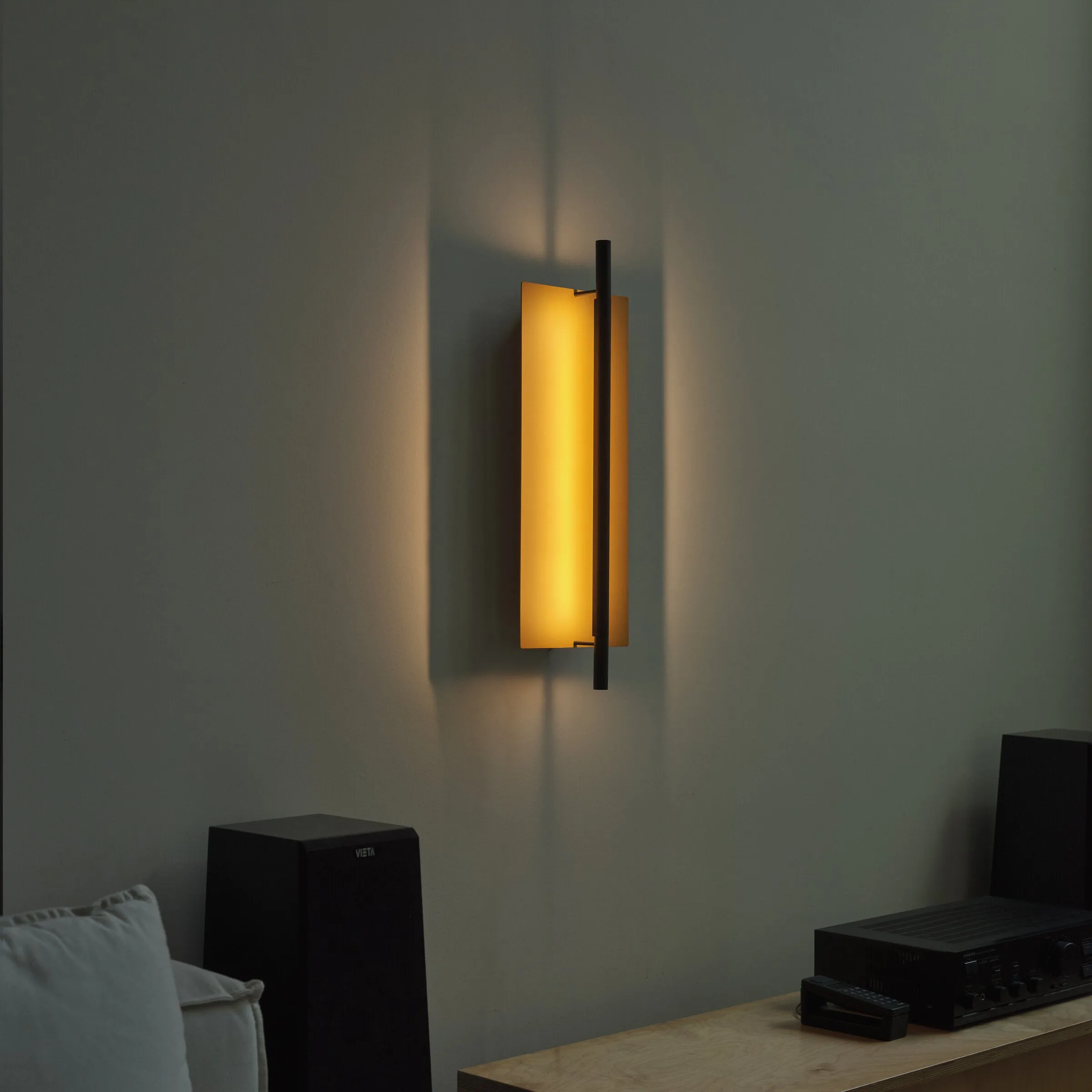 Lamina 45 Dorada LED Wall Sconce