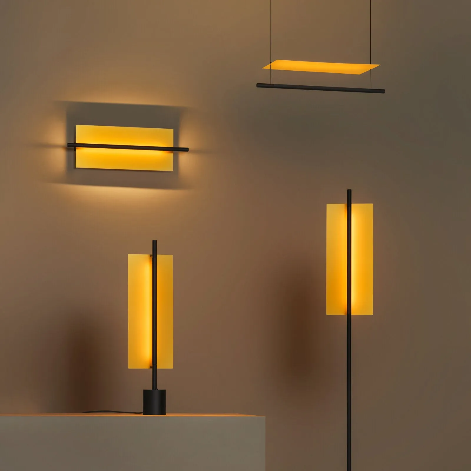 Lamina 45 Dorada LED Wall Sconce