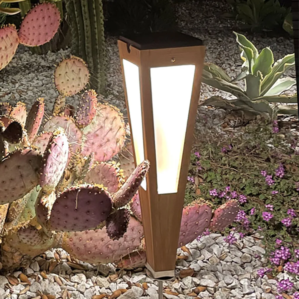 Lanai Solar Outdoor Torch Light