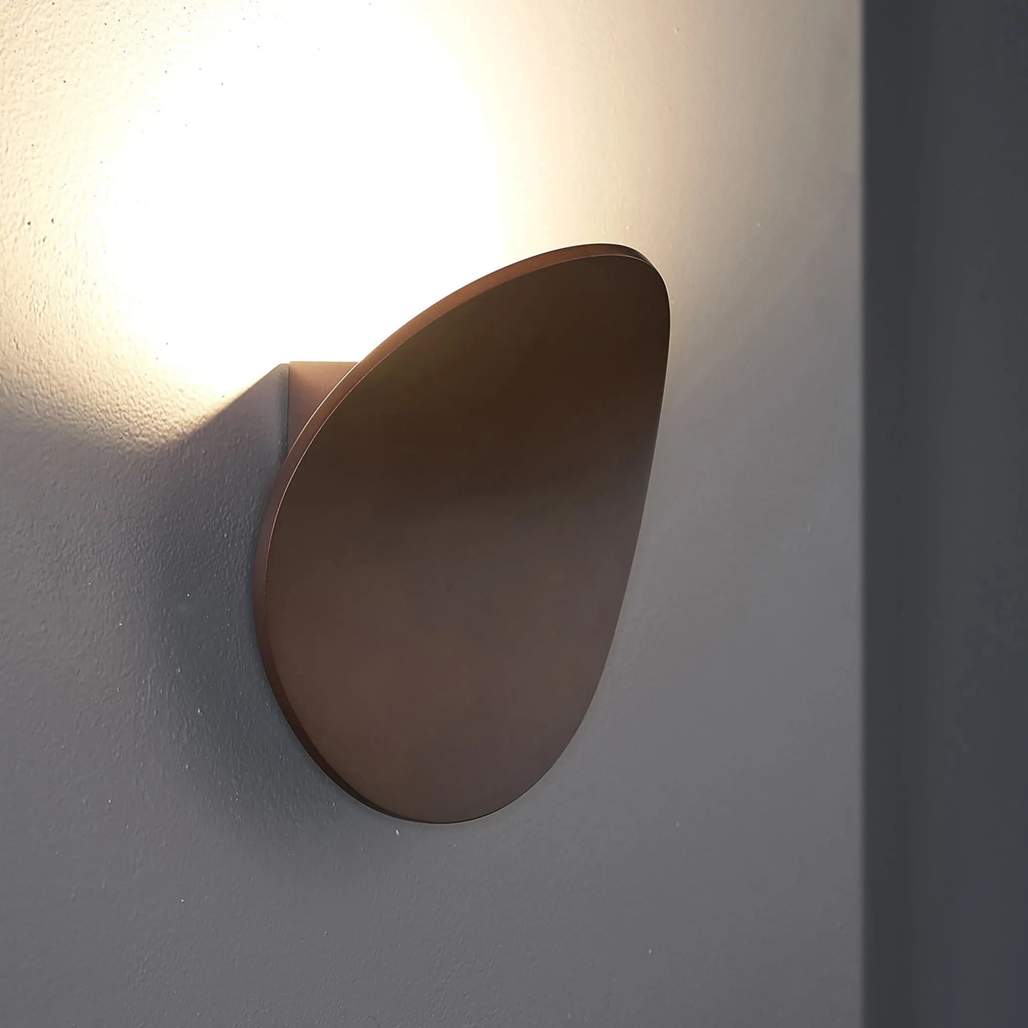Lunaro Wall Sconce