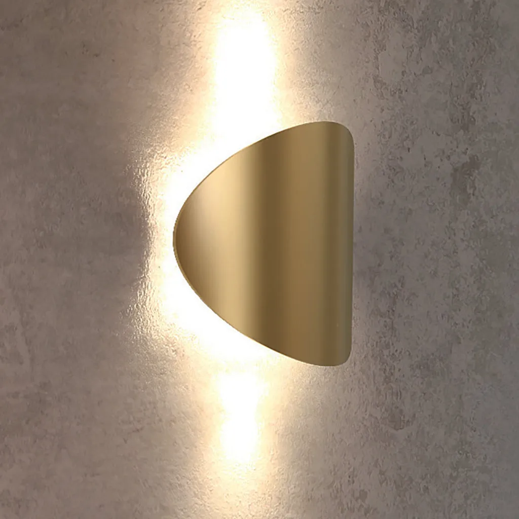 Lune Outdoor Wall Light