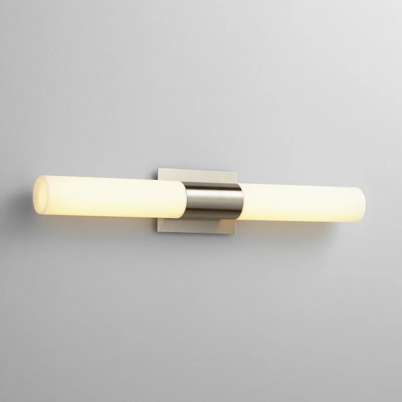 Magneta Vanity Light
