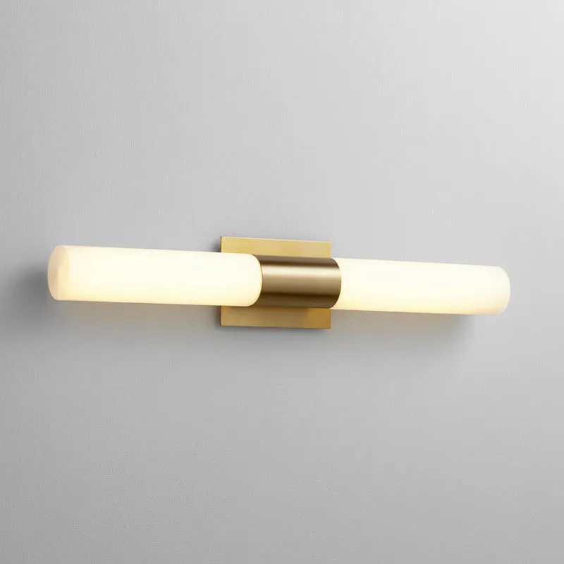Magneta Vanity Light