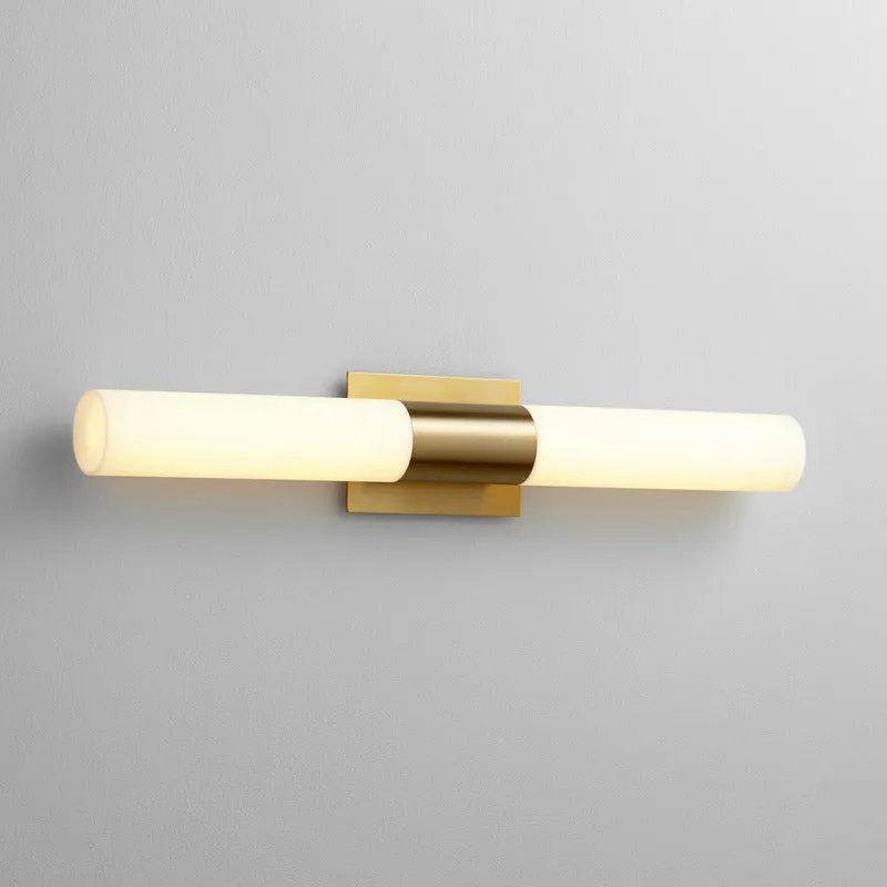 Magneta Vanity Light