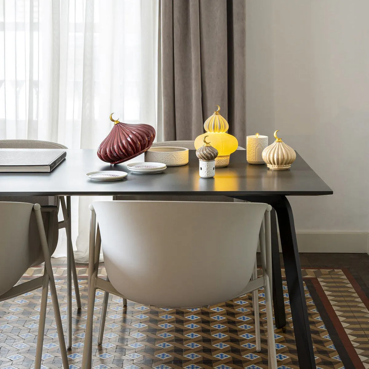 Majestic Nights Portable LED Table Lamp