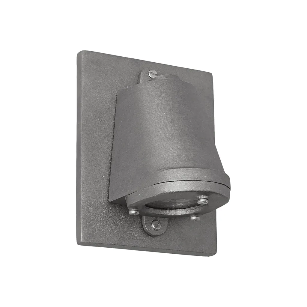 Mast Light - Outdoor