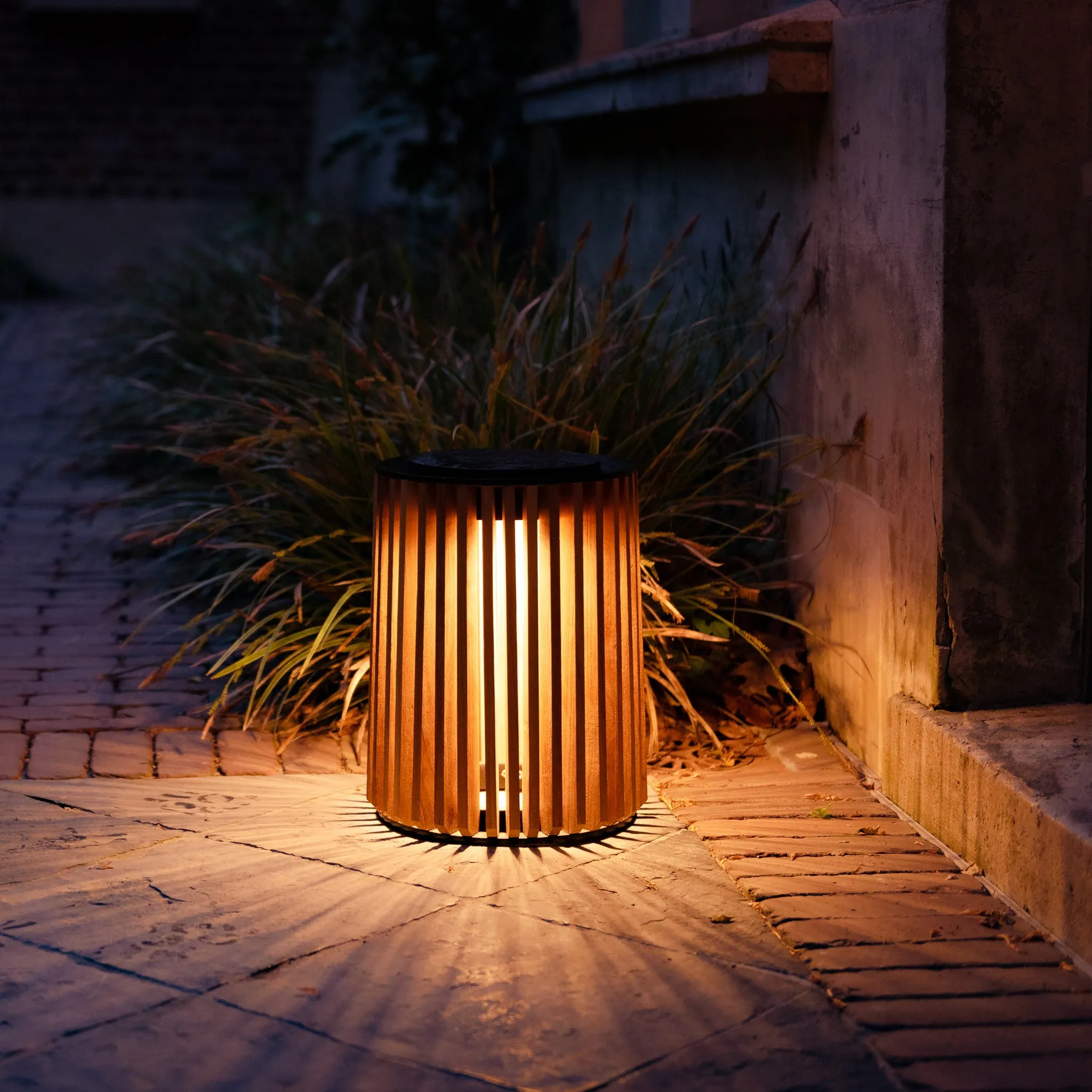 Maya Outdoor Lantern
