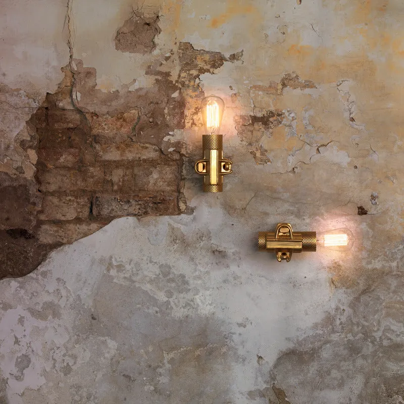 Nando Grip Wall Sconce