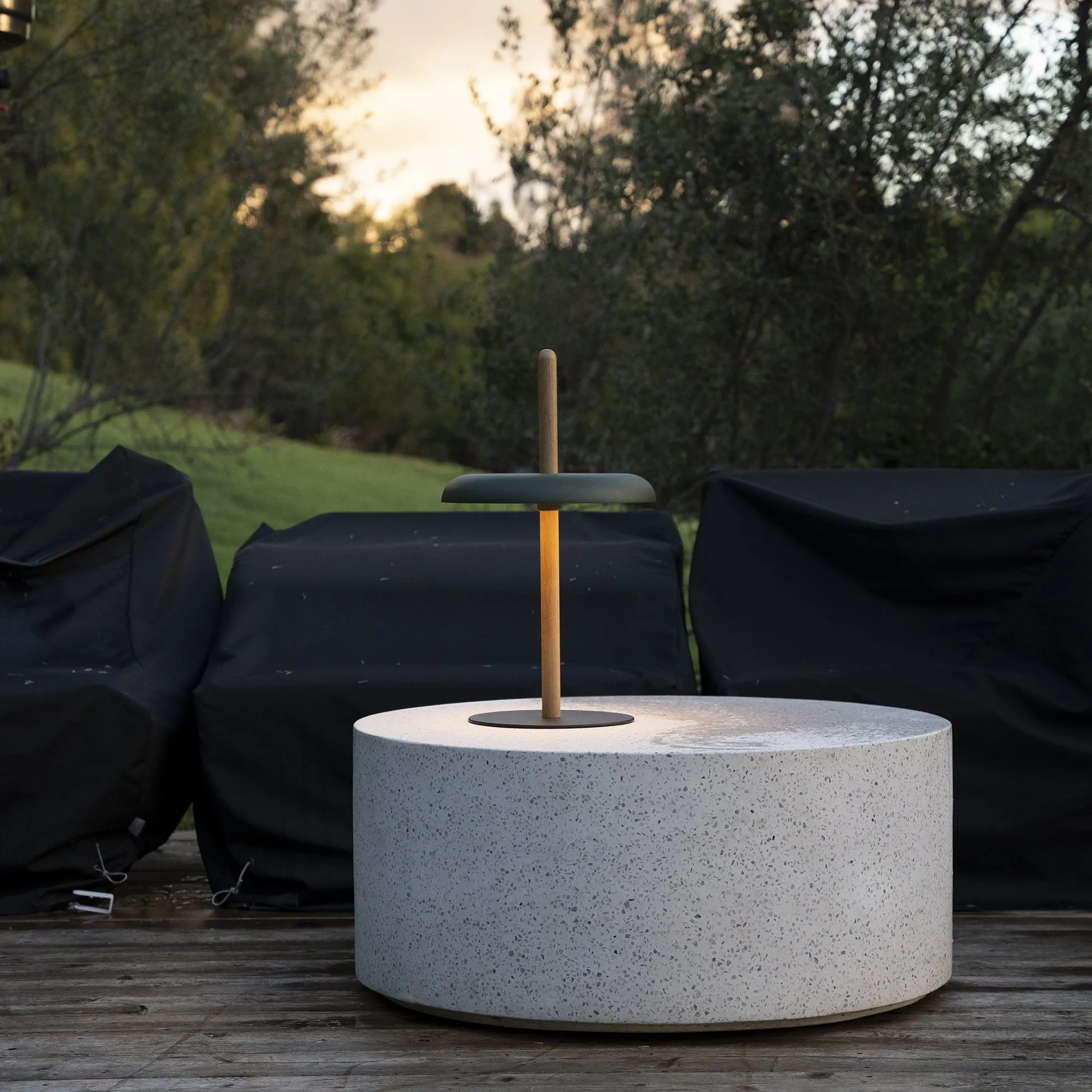 Nivel LED Portable Table Lamp