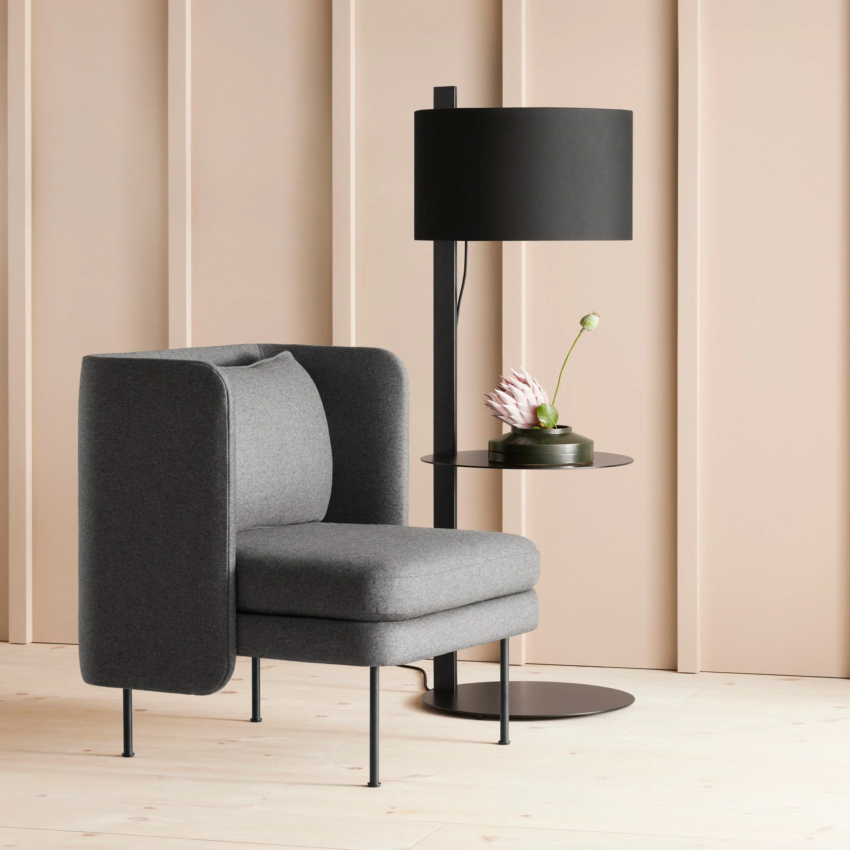 Note Floor Lamp with Table