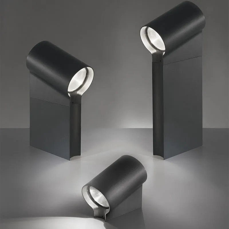 Oblique Bollard