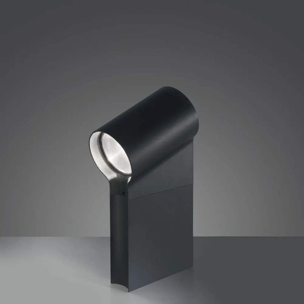 Oblique Bollard
