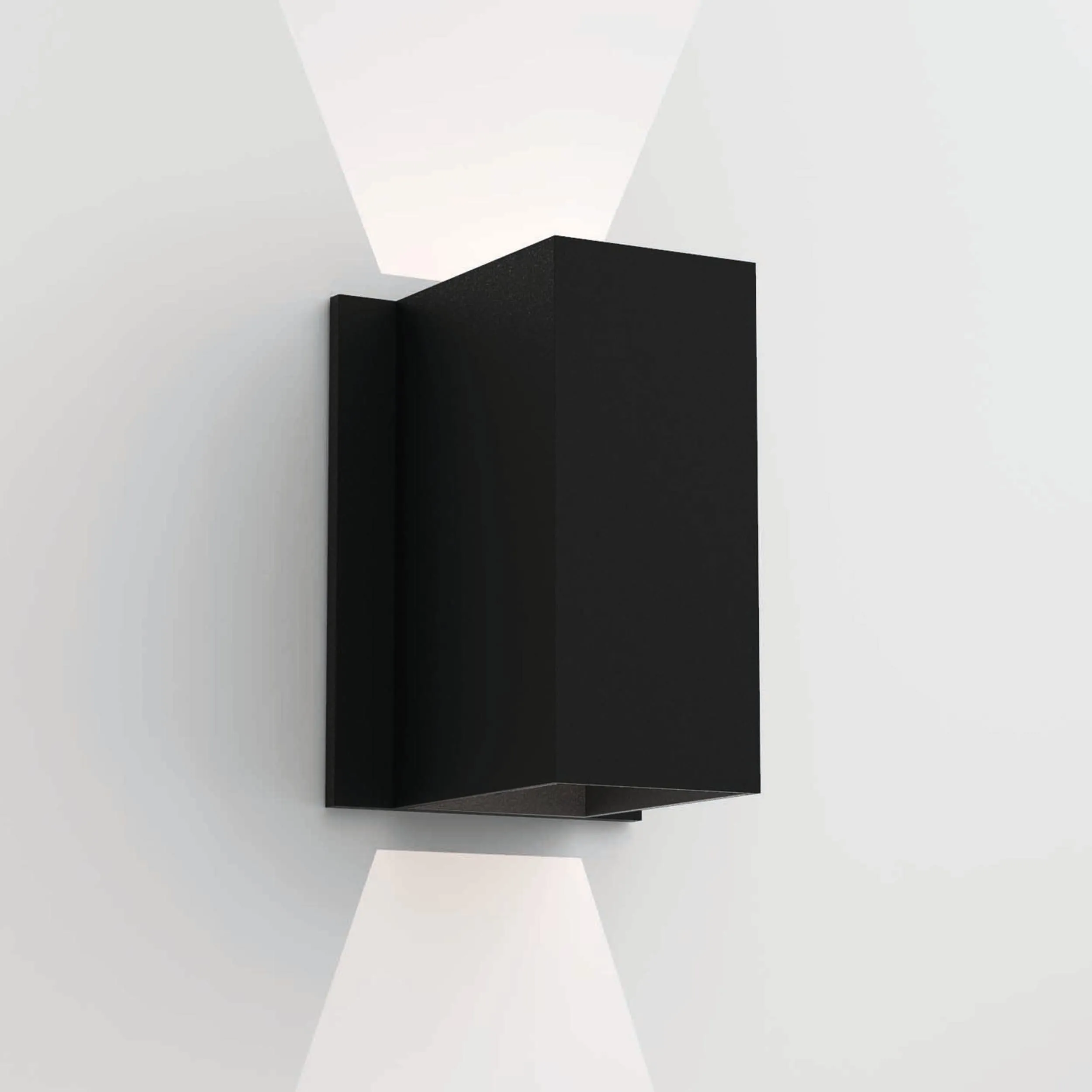 Oslo Outdoor Wall Sconce