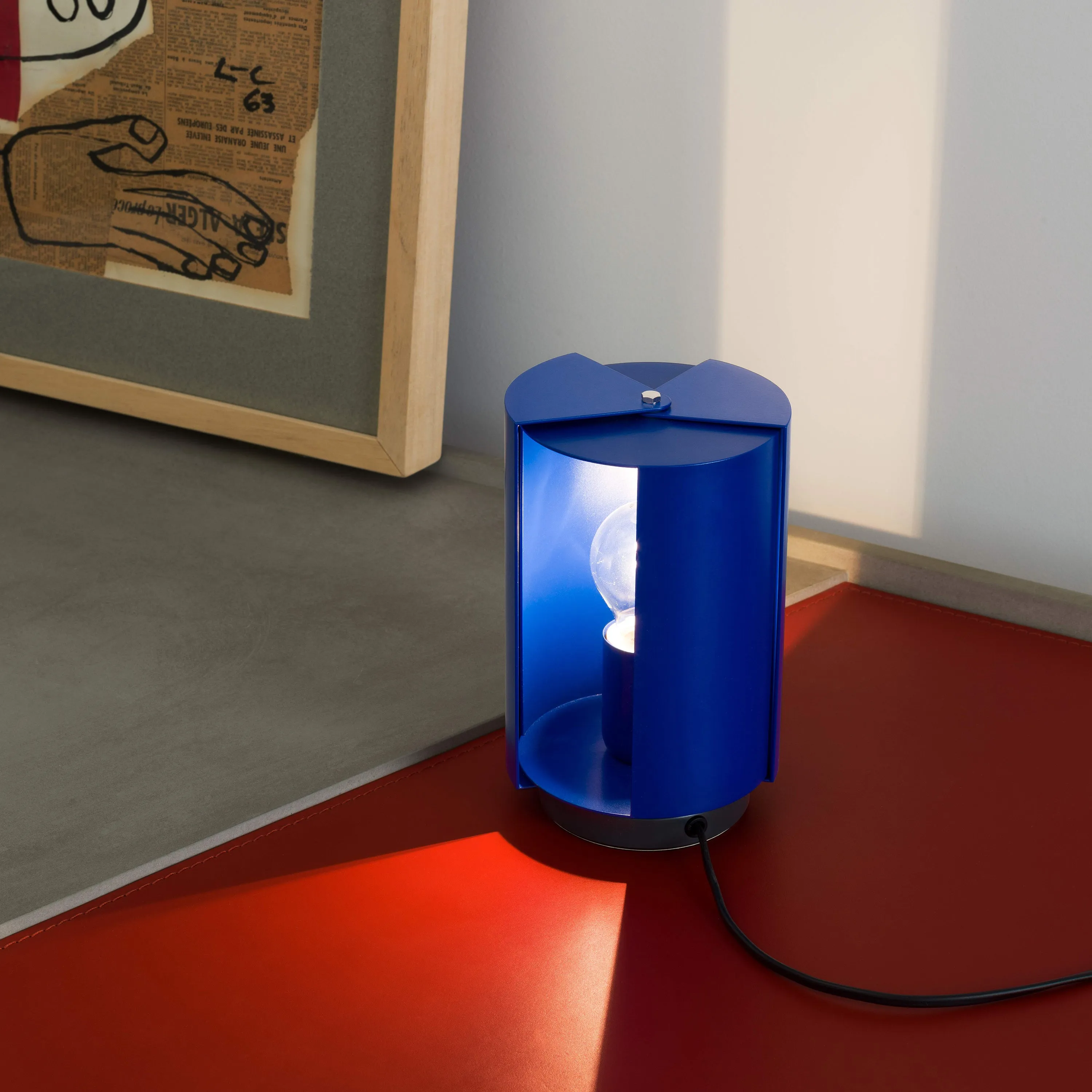 Perriand Pivotante a Poser Table Lamp