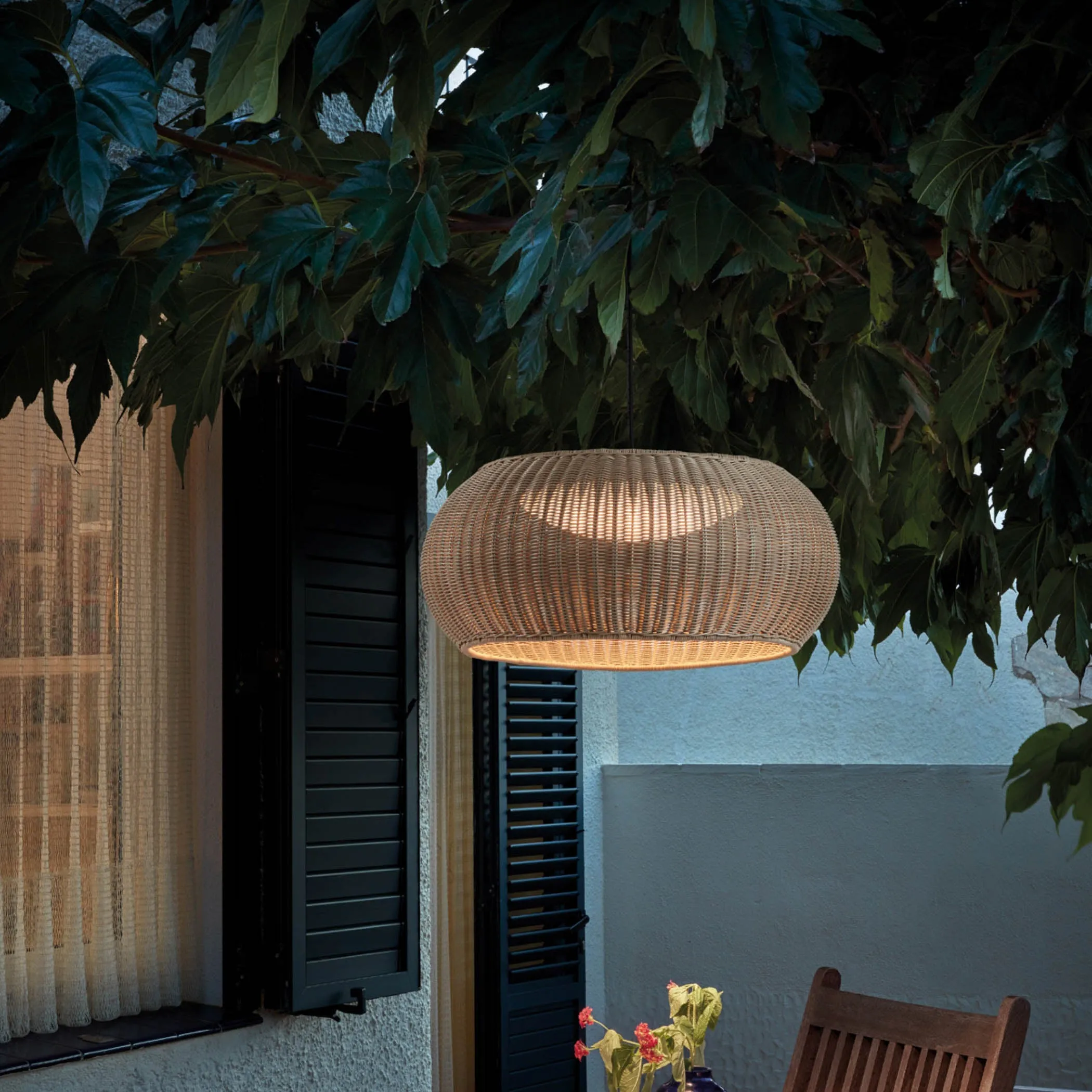 Perris Outdoor LED Pendant Light